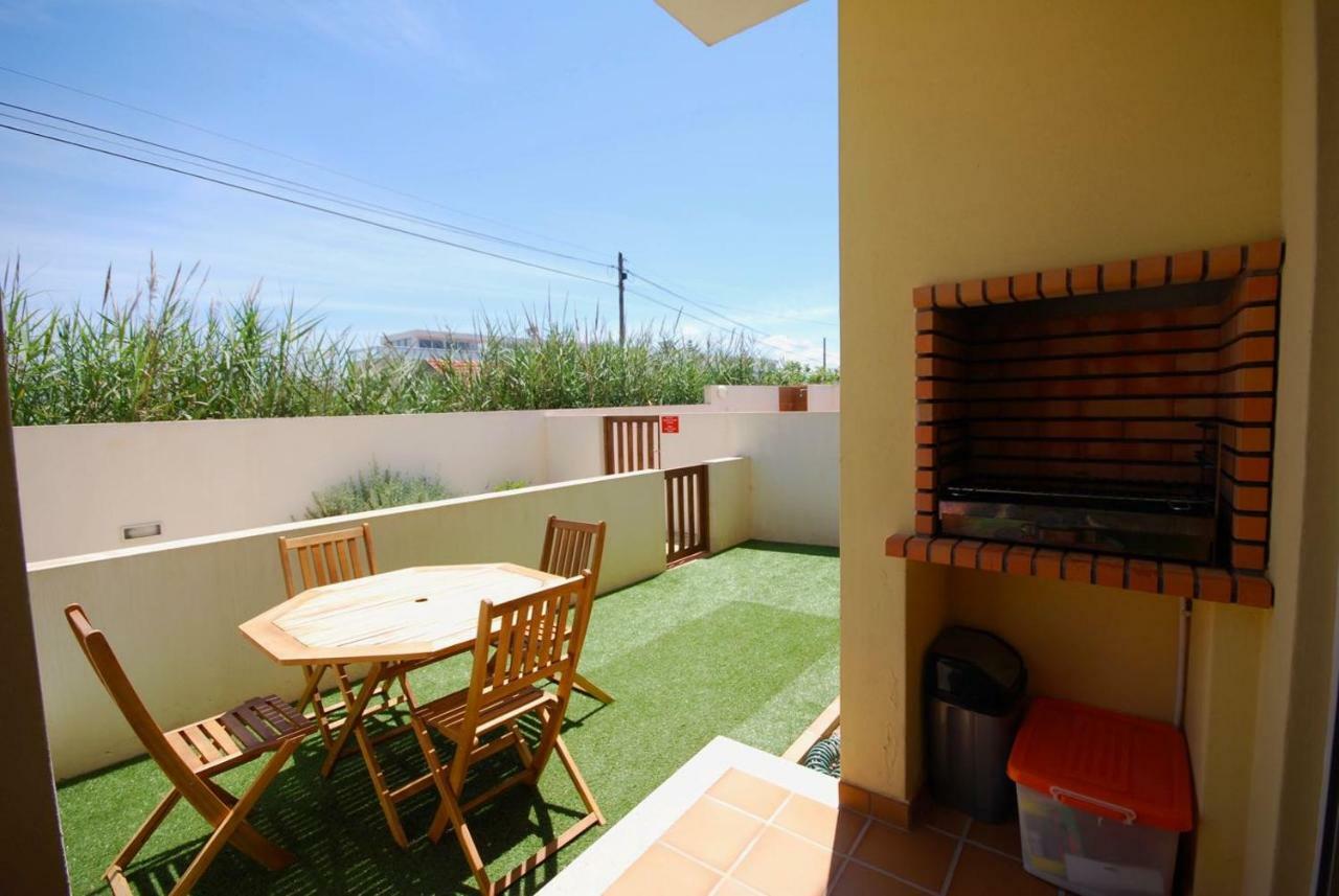 Marta Apartment - Balcony, Patio, Pool Ferrel  Bagian luar foto